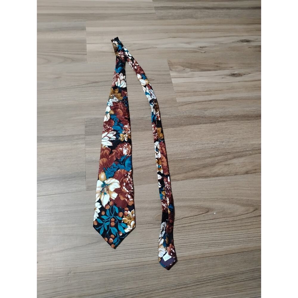 L'atelier Mens Tie Floral 100% Italian Silk Made In Usa
